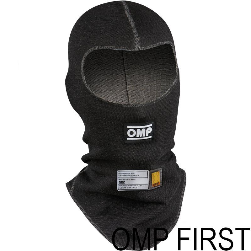 OMP First balaclava hvit/ svart. Størrelse S og M. FIA. 0770-A01
